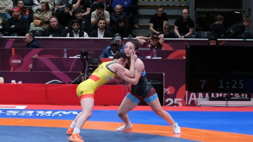 BARÜ'lü sporcular Avrupa'dan madalya ile döndü