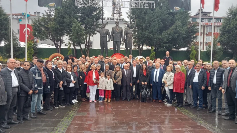 CHP'den Alternatif Cumhuriyet Töreni