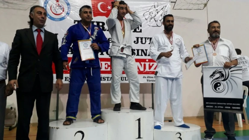JU JİTSU TÜRKİYE ŞAMPİYONASI MUHTEŞEM GEÇTİ