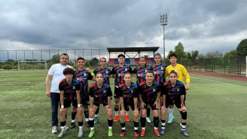 Kemerspor Çeyrek Finalde Coştu