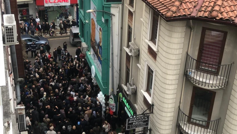 Odun Ateşinde Lezzet Sunan Chef Alper Kapılarını Açtı