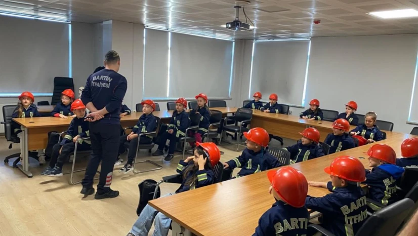 Öğrencilere İtfaiyeden Eğitim