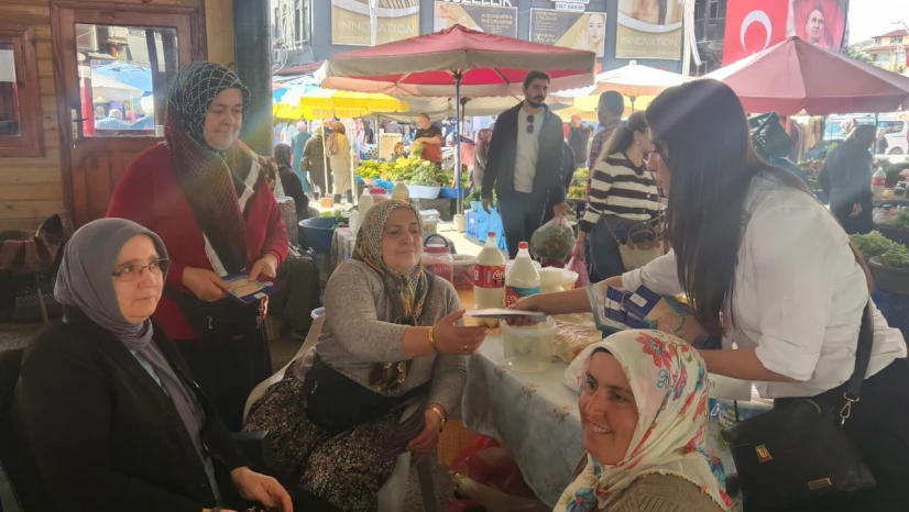 Pazaryerinde kansere ve erken teşhise dikkat çektiler