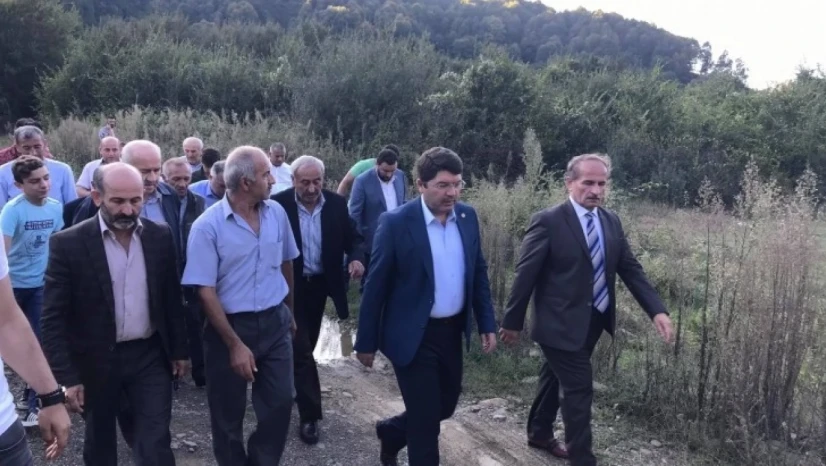 Tunç, Şarköy konutları için Bartın'a geliyor