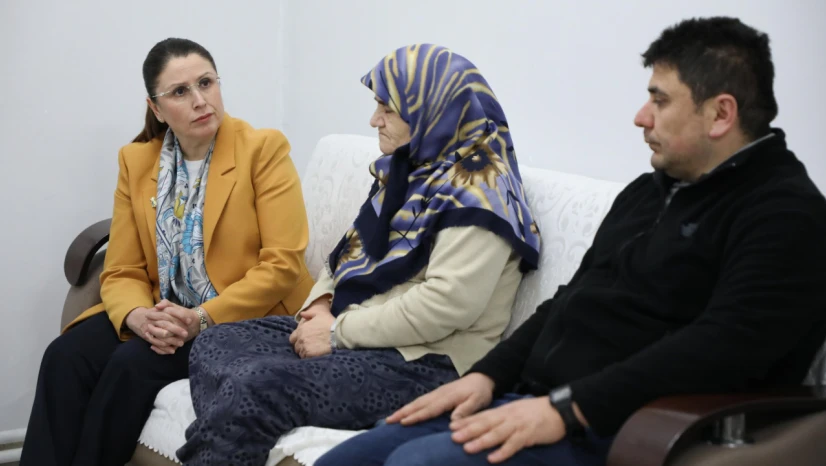Vali Arslan'dan Karakayış Ailesine Taziye Ziyareti