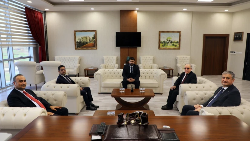 Vali Yavuz ve Rektör Akkaya'dan Kalkınma Odaklı Görüşme