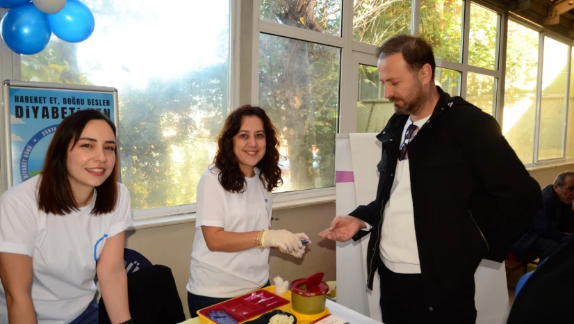 Vatandaşların Kan Şekerini Ölçtüler