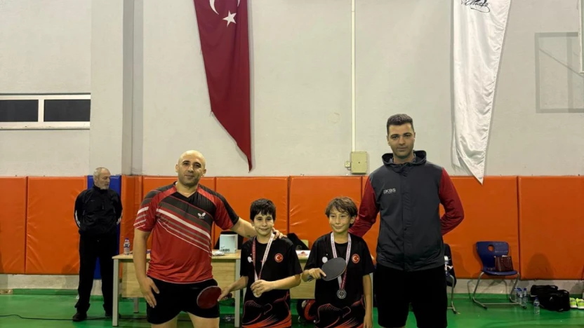 102. Yıl Heyecanı Masa Tenisi Kortlarına Taşındı