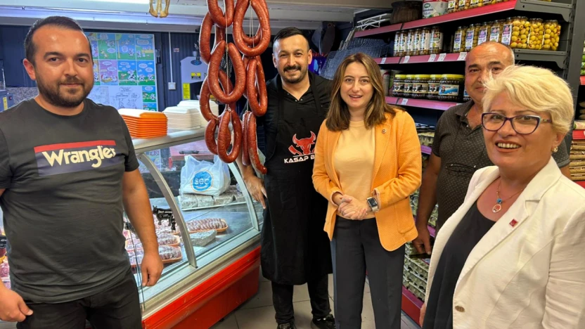 Bankoğlu, Ulus ve Kumluca'da vatandaşları dinledi