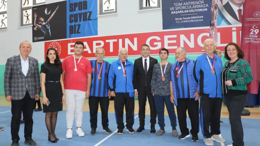 Cumhuriyet Coşkusu Ömertepesi'nde Sporla Taçlandı