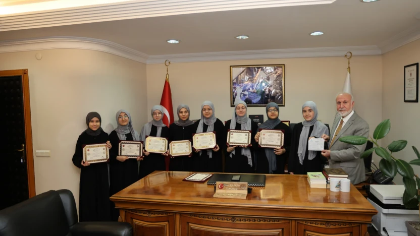 Kaynarca Hafızlarından Gazze'ye 23 Bin TL Destek