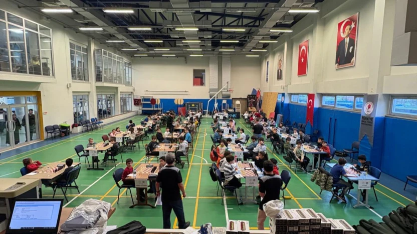 Küçük Satranççılar Bartın'da Zekâlarıyla Yarıştı