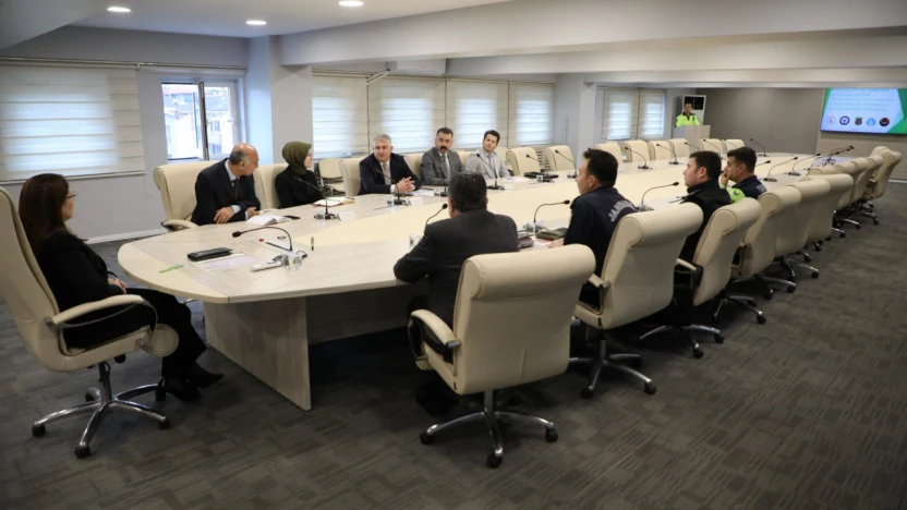 Trafik Levhaları Yeniden Düzenleniyor