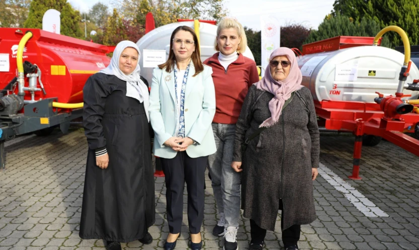 96 Çiftçiye Basınçlı Su Tankeri