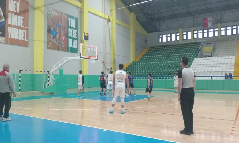 Bartın'da Gençler Basketbol Heyecanı