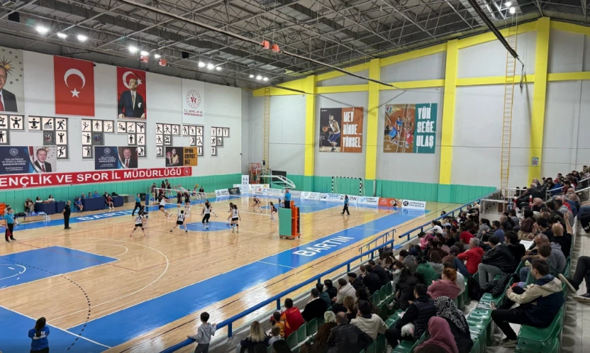 Bartın Volley Academy Yenilmezliğini Sürdürdü