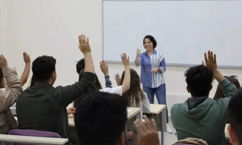 BARÜ Mezunlarına Avrupa Kapısı