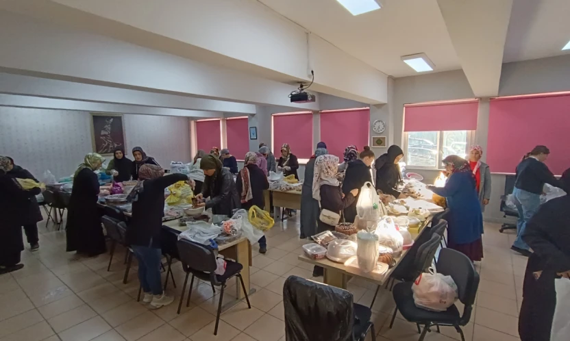 Çaydüzü İlkokulu Kermesi Yoğun İlgi Gördü