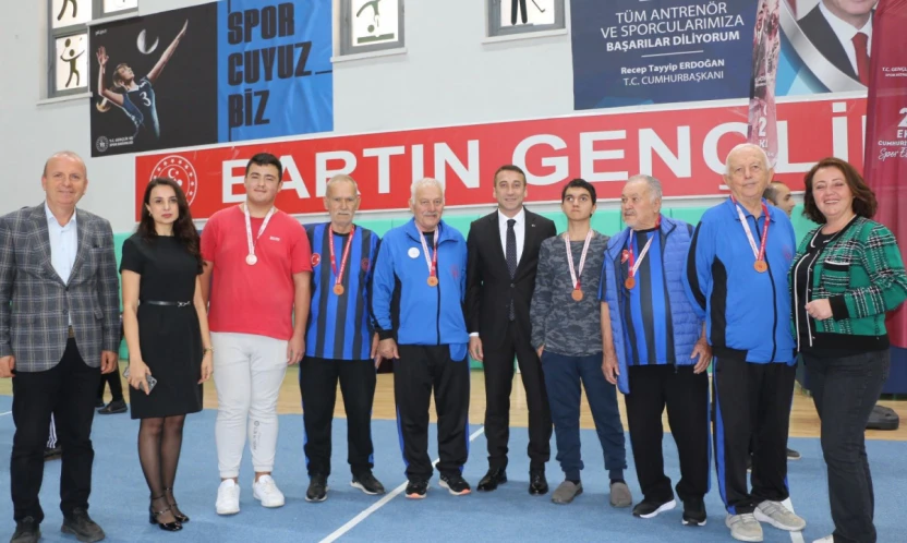 Cumhuriyet Coşkusu Ömertepesi'nde Sporla Taçlandı