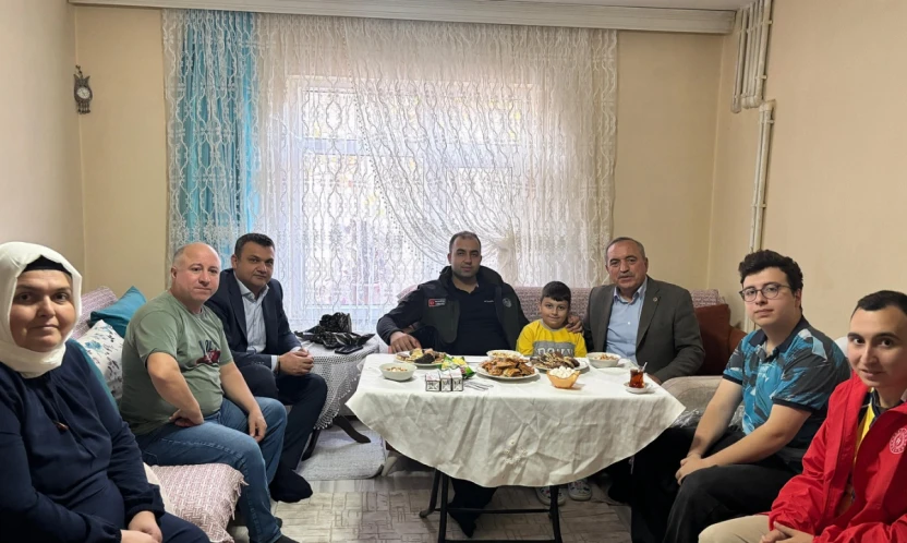 Kadiroğlu ve Uzun Haneleri Ziyaret Etti