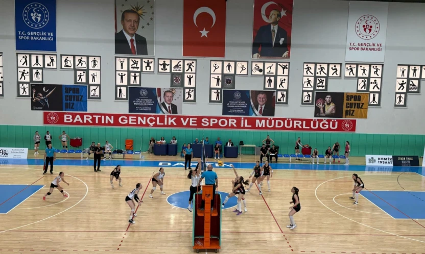 Namağlup Bartın Volley Academy, Sakarya'da Parkeye Çıkıyor