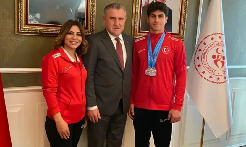 Özel Sporcular Gençlik ve Spor Bakanının Konuğu Oldu