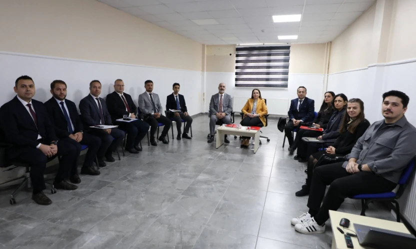 Sosyal Hizmet Çalışmaları Masaya Yatırıldı