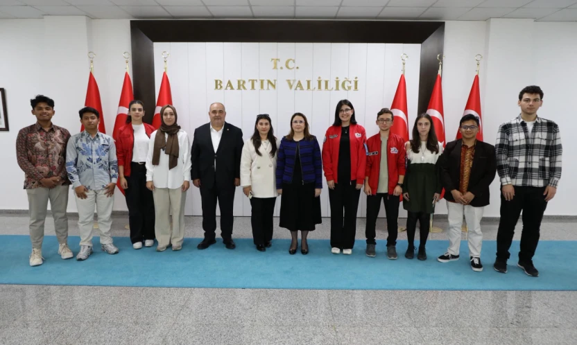 TEKNOFEST Finalistlerinden Vali Arslan'a Ziyaret