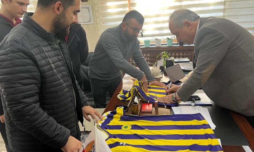 Ulus Çınar Spor formaları satışa çıktı