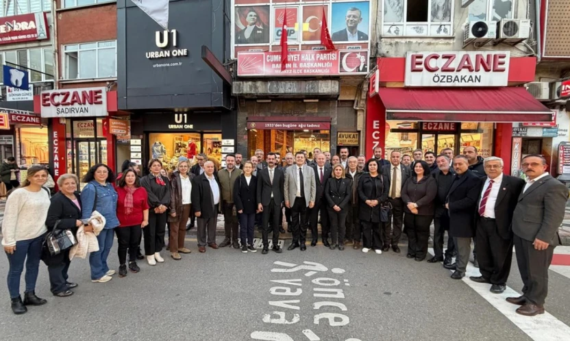 Yalçınkaya'dan CHP'ye Hayırlı Olsun Ziyareti